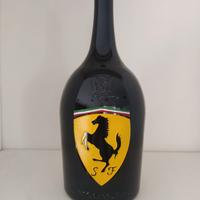 Bottiglia da collezione  logo  Scuderia FERRARI