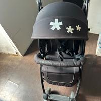 Passeggino Kiddy leggero richiudibile
