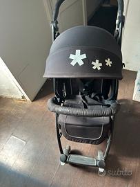 Passeggino Kiddy leggero richiudibile