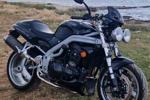 Triumph speed triple 955i