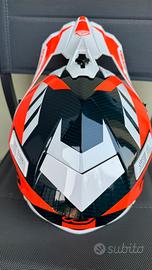 Casco moto cross enduro in carbonio