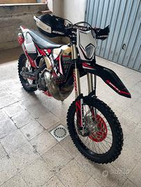Rieju mr 300