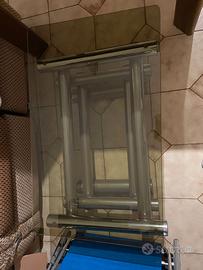 Tavolino da salotto in vetro e metallo