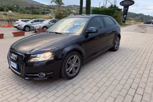 Audi A3 1.6 TDI 105 CV CR Attraction