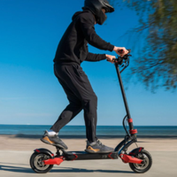 Varla Eagle One e-scooter a doppio motore