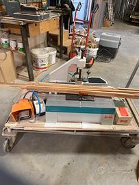 Fresatrice per giunzioni coda di rondine