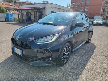 Toyota Yaris 1.5 Hybrid Trend SOLO 13 MILA KM !