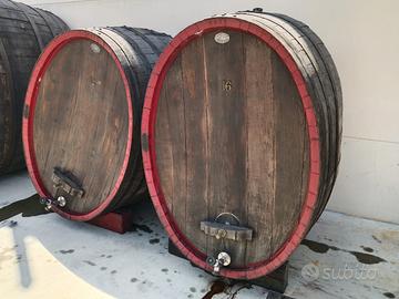 2 Botti in Legno di Grandi Dimensioni – Rustiche