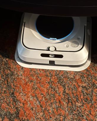 Irobot lavapavimenti