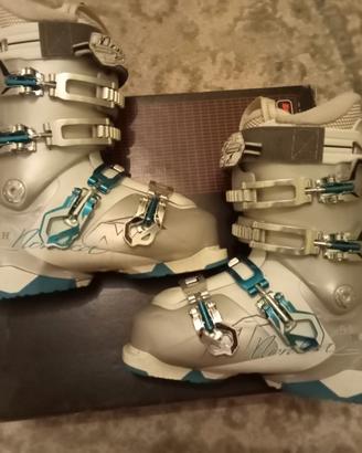 Sci Atomic + scarponi sci Nordica