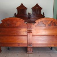 Letto in legno massello