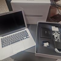 APPLE MACBOOK AIR 13" 256 GB