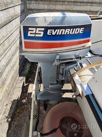 barca a motore 25cv