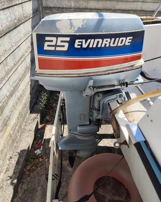barca a motore 25cv
