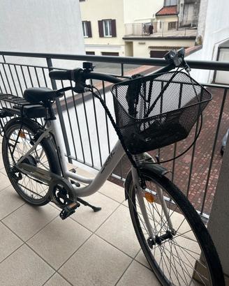 Bicicletta elettrica teklio usata