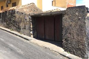 Terreno edificabile con rudere in zona residenzial