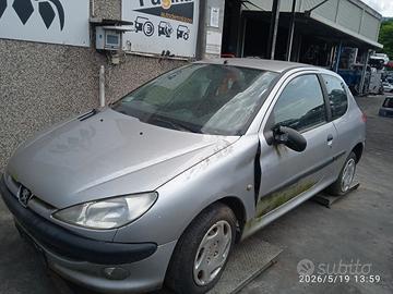 PEUGEOT 206 2.0 TD 2001 RHY  PER RICAMBI