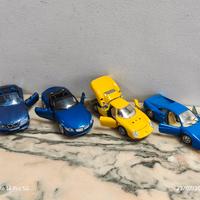 28 macchinine e 2 Tir con motrice da collezione 