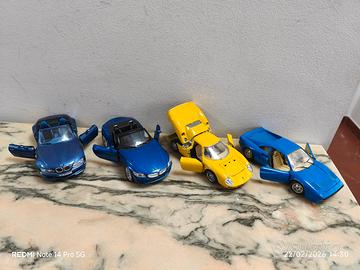 28 macchinine e 2 Tir con motrice da collezione 