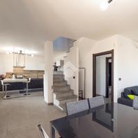 PORZIONE DI BIFAMILIARE A RIVA PRESSO CHIERI