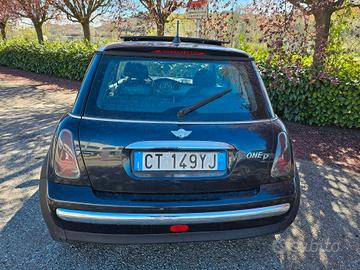 Mini 1.4 tdi One D de luxe