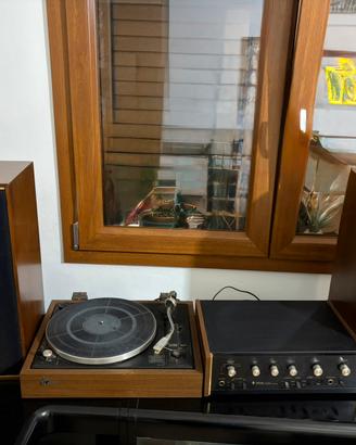 Giradischi Sansui