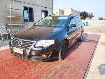 Volkswagen Passat B6 anno 2008 ricambi usati
