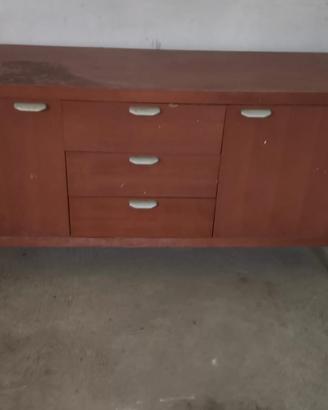 Madia / Credenza con 2 ante e 3 cassetti