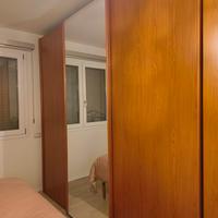 ARMADIO con ante scorrevoli 