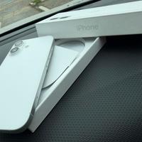 APPLE Iphone 16 ; 256 gb; 100% battery