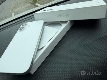 APPLE Iphone 16 ; 256 gb; 100% battery