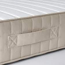 Letto 140x200 comprensivo di materasso gambe