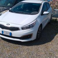 Kia Cee’d 1.6 CRDi 110CV Business – 2018 – Euro 6