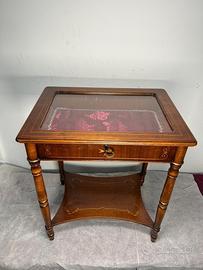 TAVOLINO IN LEGNO E VETRO - BACHECA VINTAGE