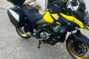 Suzuki V- strom 650 xt abs
