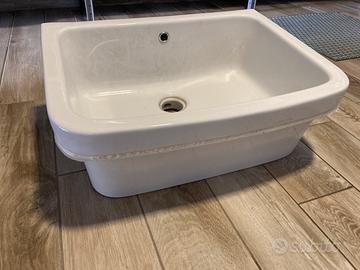 Lavabo  da muro/incasso