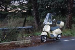 Parabrezza alta Vespa GTS originale