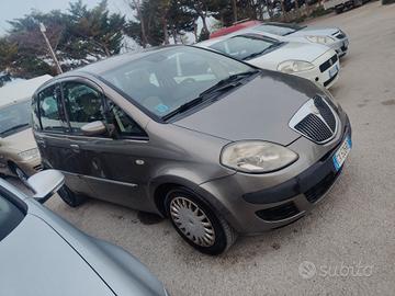 Lancia MUSA 1.3 Multijet 16V Oro