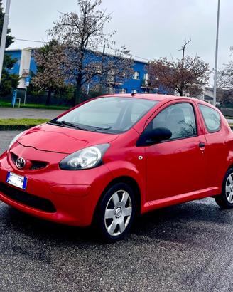 Toyota Aygo 1.0 12V VVT-i 3 porte Sol