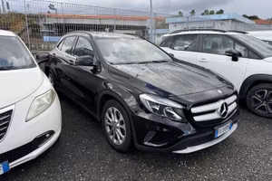 Mercedes-Benz GLA (X156) 180 d Business