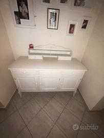 Mobile buffet shabby chic