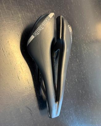 Selle Italia SP 01 carbon