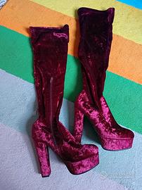 stivali con tacco alto 39