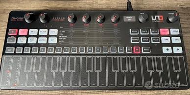 IK Multimedia UNO Synth Pro