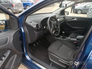 MERCEDES Classe B (T246/242) - 2012