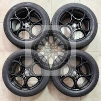 Cerchi 19 neri e pneumatici M+S Alfa Romeo Stelvio