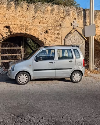 Opel Agila 1000
