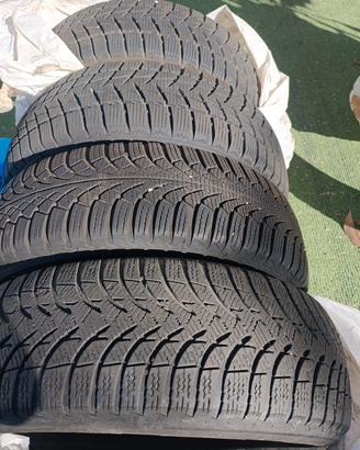 Pneumatici invernali 185/65 r15