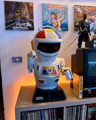 Emiglio robot