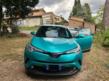 Toyota C-HR 1.8 active,Radiant Green